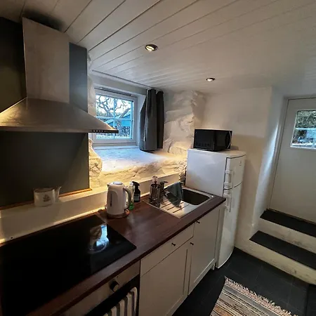 Cozy In Quiet Neighborhood Apartmán *